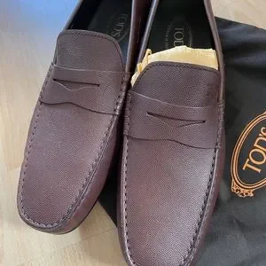 Brand new! Tods men’s Brown leather loafers size 11 Tods Chocolate Brown Leather Penny Loafers Men main image 2
